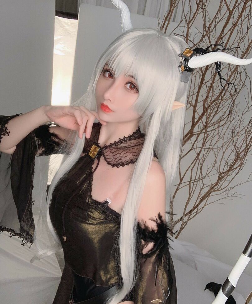 Rioko Cosplay nackt #108557392