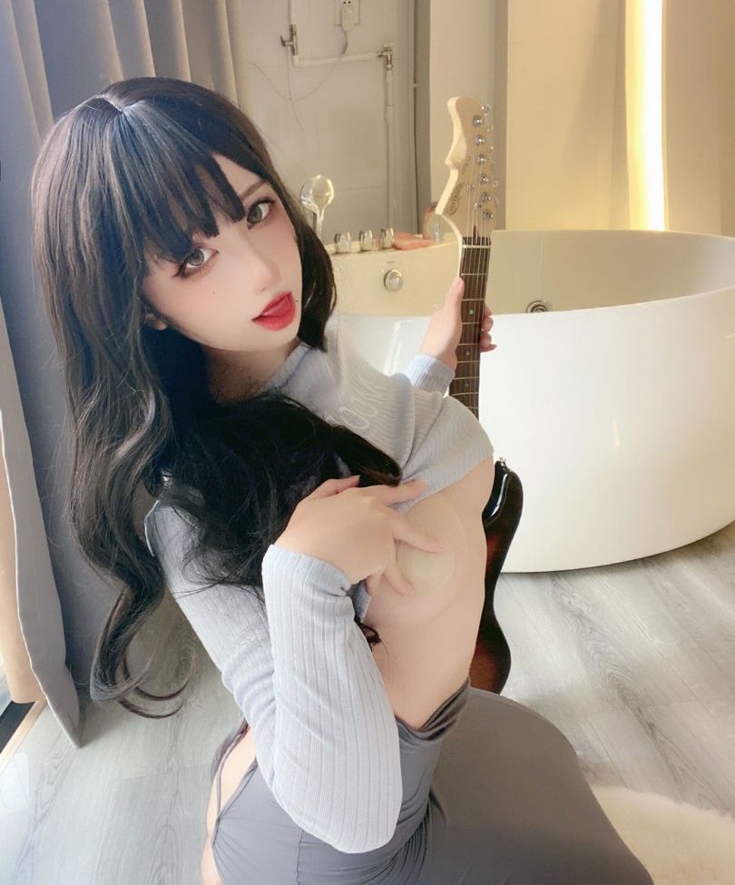 Rioko Cosplay nackt #108557617