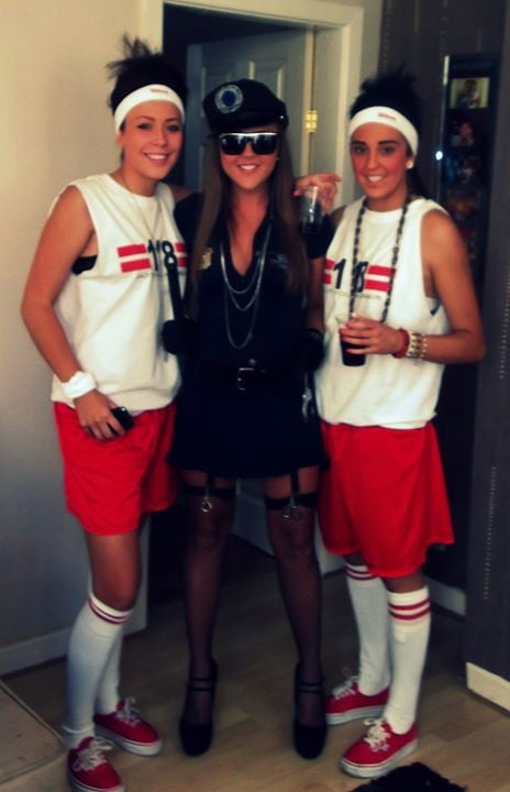 Putas en traje de fantasía 297
 #105015556