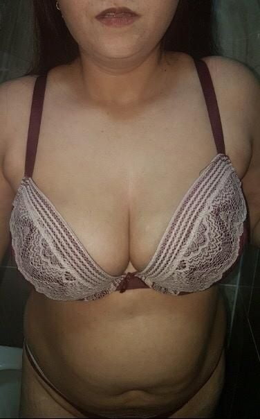 Desi nri bhabhi figa succosa & indiana aunty panty tette mostra
 #81780292