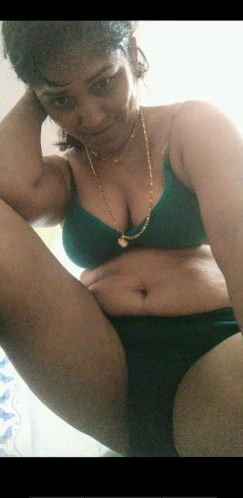 Desi NRI Bhabhi juicy pussy &amp; Indian Aunty panty boob shows #81780320