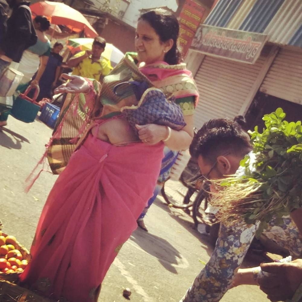 Desi nri bhabhi saftig muschi & indisch aunty höschen boob shows
 #81780407