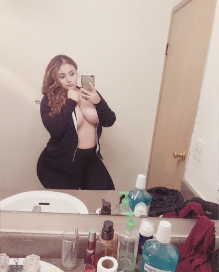 Thick Latina #87817796