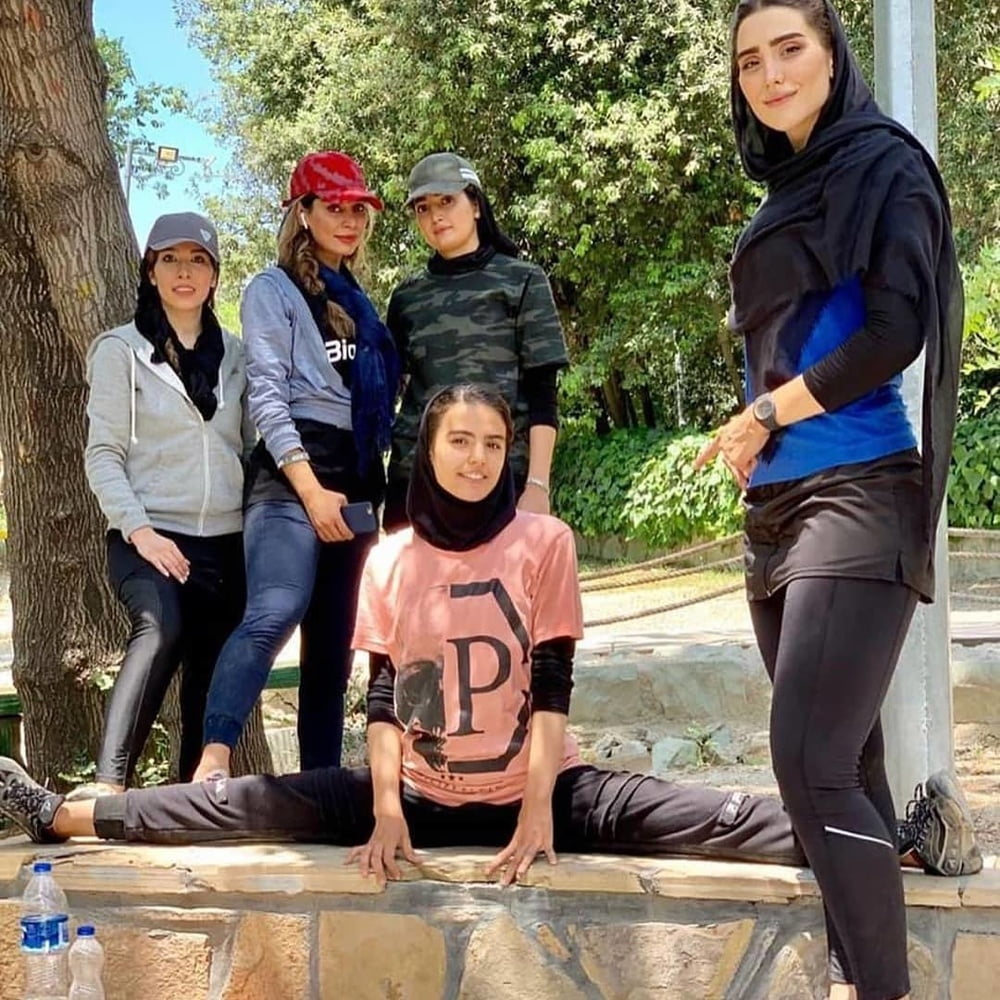 Iran spor Mädchen 1
 #87622195