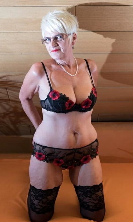 La collezione milf mature e gilfs 120
 #96269441