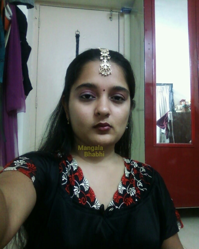 Mangalabhabi caliente
 #80757721