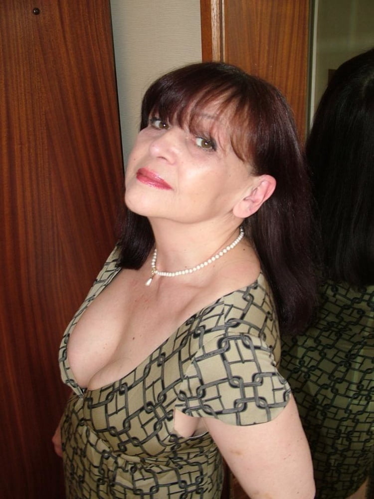 Mi mujer 10
 #106446399