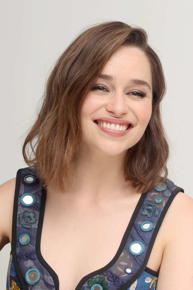 Emilia Clarke pulling lots of cute faces 3 #99660655