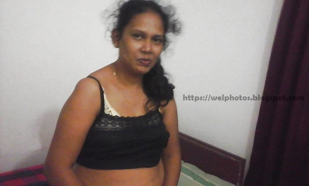 Sri Lankan Aunty Nude #95489491