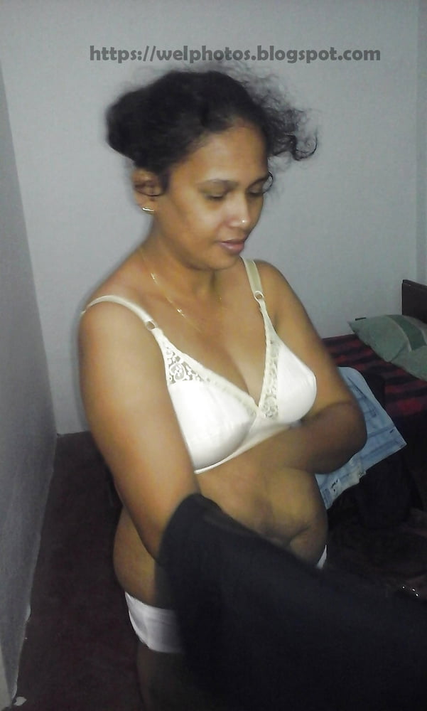 Sri Lankan Aunty Nude #95489515
