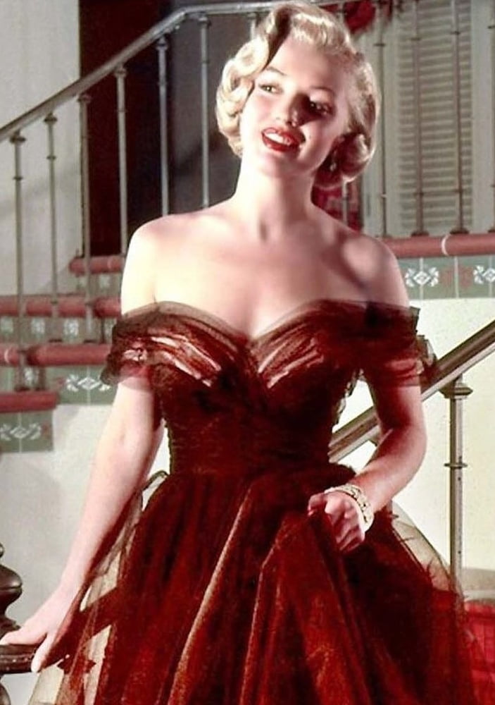 Marilyn Monroe photos
 #100899008