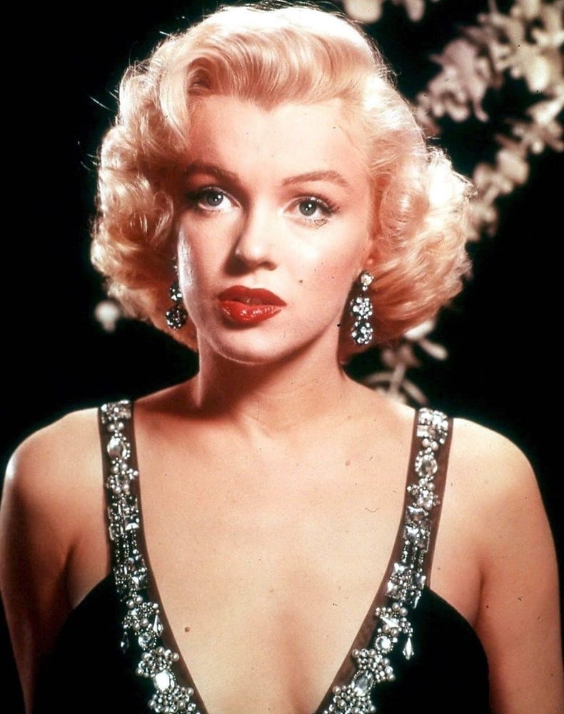 Marilyn Monroe photos
 #100899078
