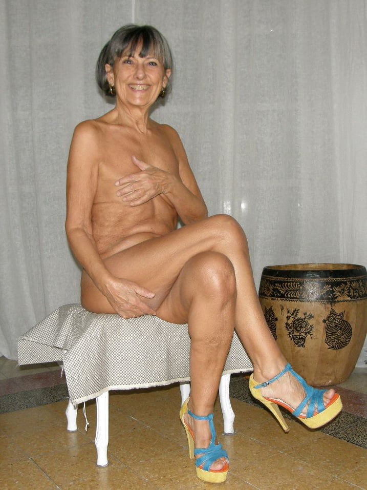 Olgun anneler mature mom teyze ayaklar fetis naylon bbw turk
 #95390040