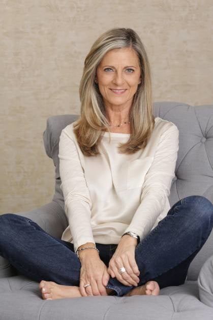 Varios modelos de best-ager impresionantemente sexy
 #104185925