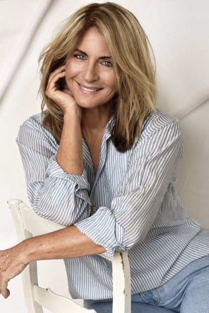 Varios modelos de best-ager impresionantemente sexy
 #104186047