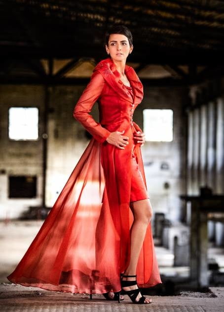 Varios modelos de best-ager impresionantemente sexy
 #104186086