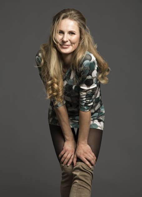 Varios modelos de best-ager impresionantemente sexy
 #104186094