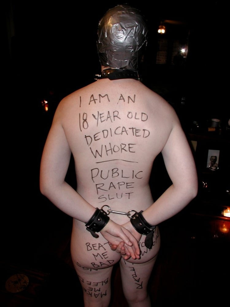 Unterwürfige Frauen
 #90102798