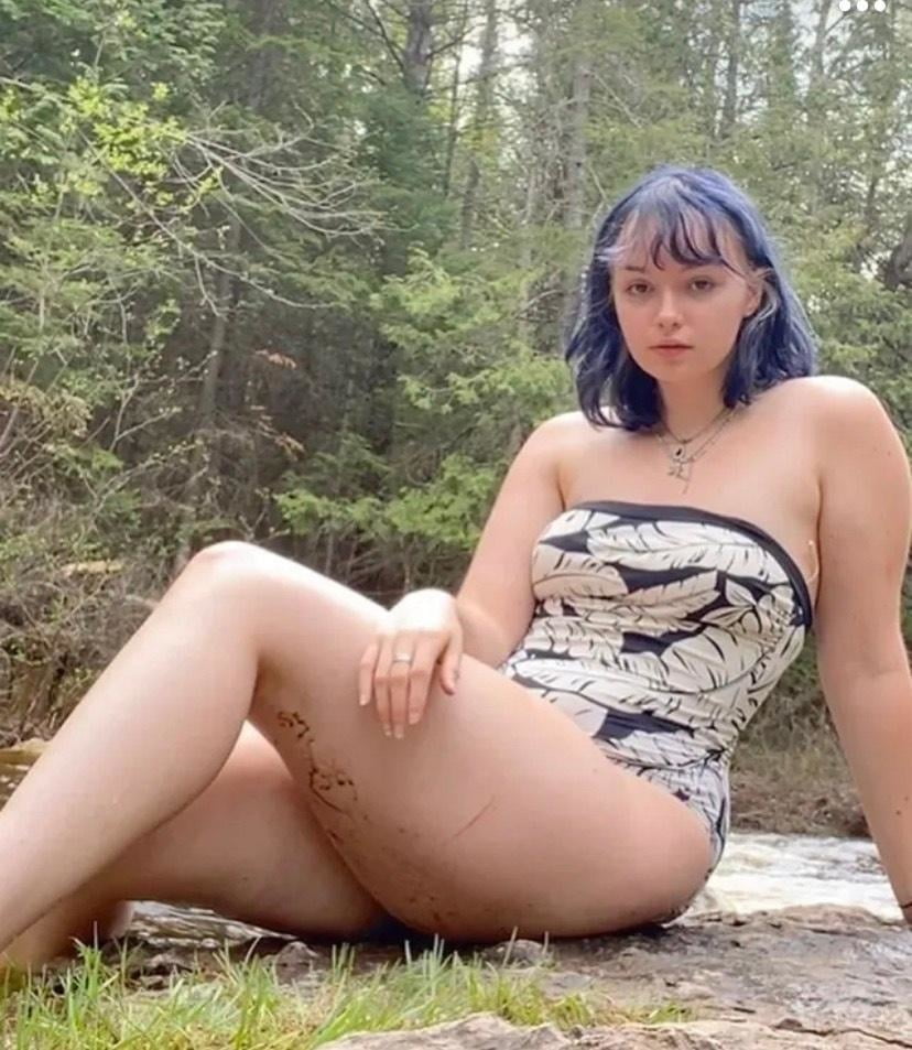 Mischen Sie nackt und gefickt in der Öffentlichkeit 47
 #95329088