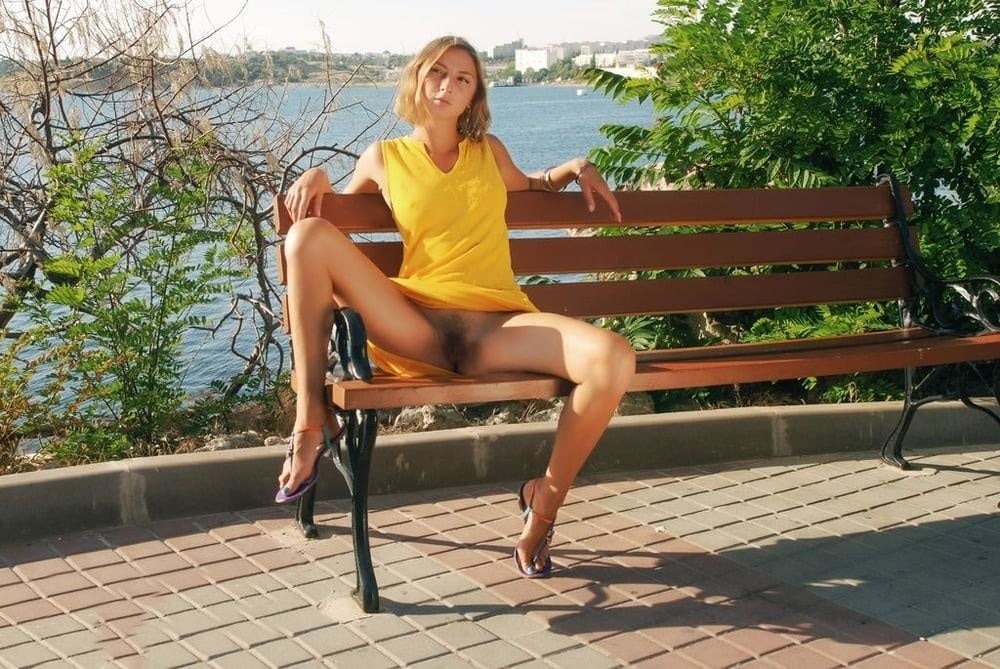 Mischen Sie nackt und gefickt in der Öffentlichkeit 47
 #95329366