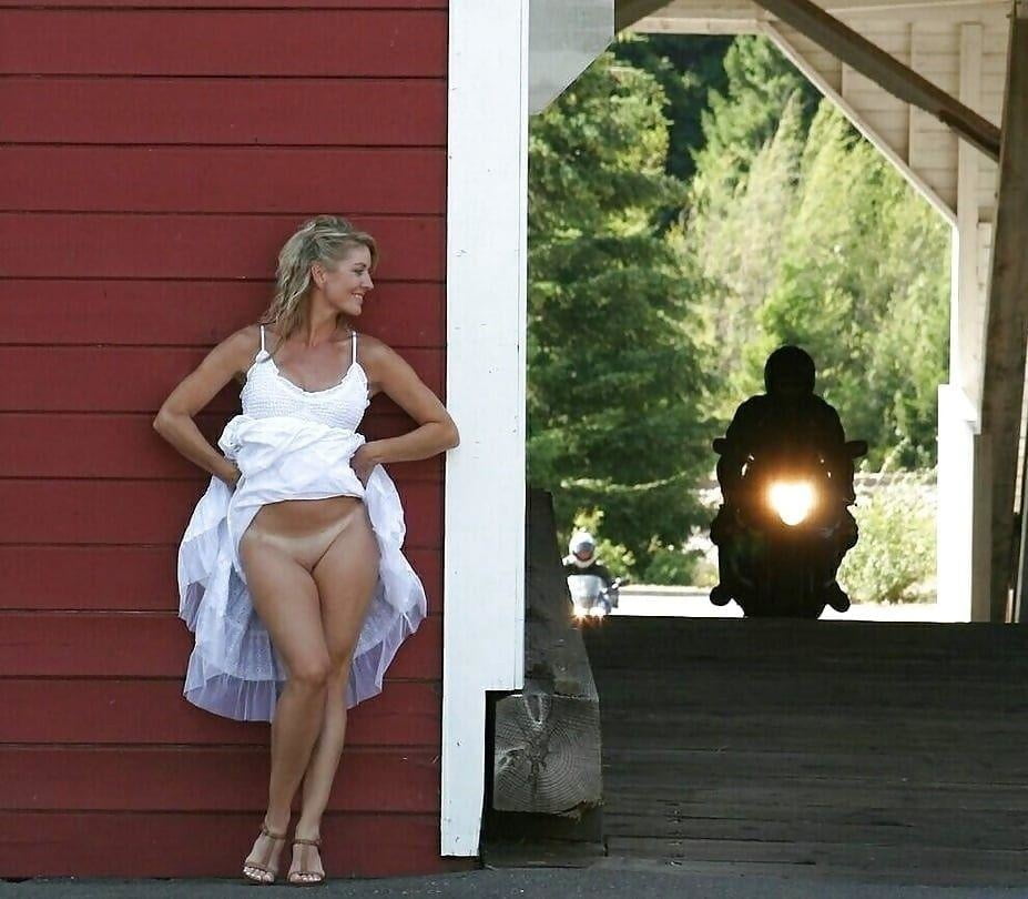 Mischen Sie nackt und gefickt in der Öffentlichkeit 47
 #95329385