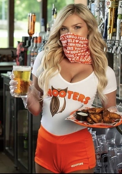 Hooters fighe
 #91219091