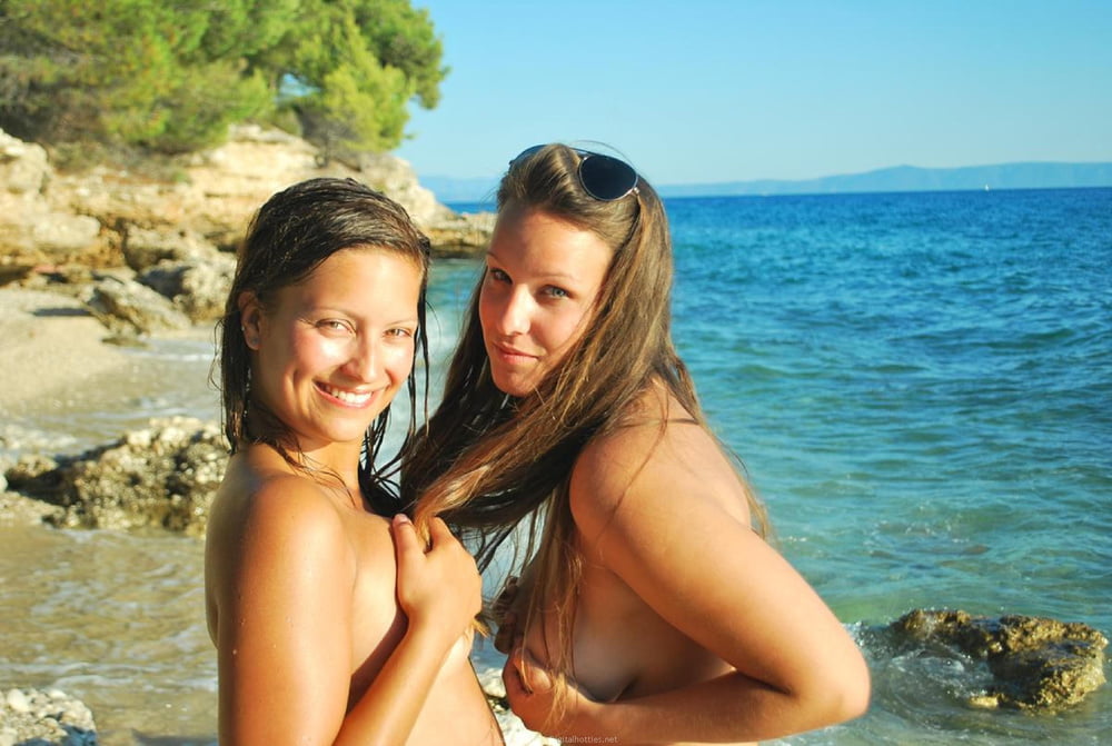 Novias en el mar
 #93752724