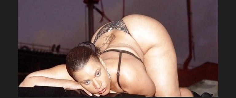 Hola ms parker 5
 #90210246