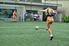 Miss bum bum sin photoshop
 #94033170