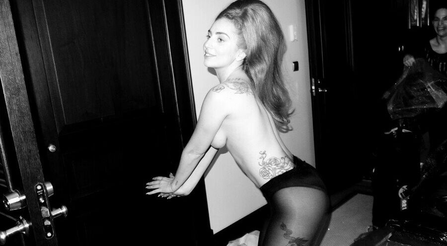 Lady Gaga desnuda #108001211