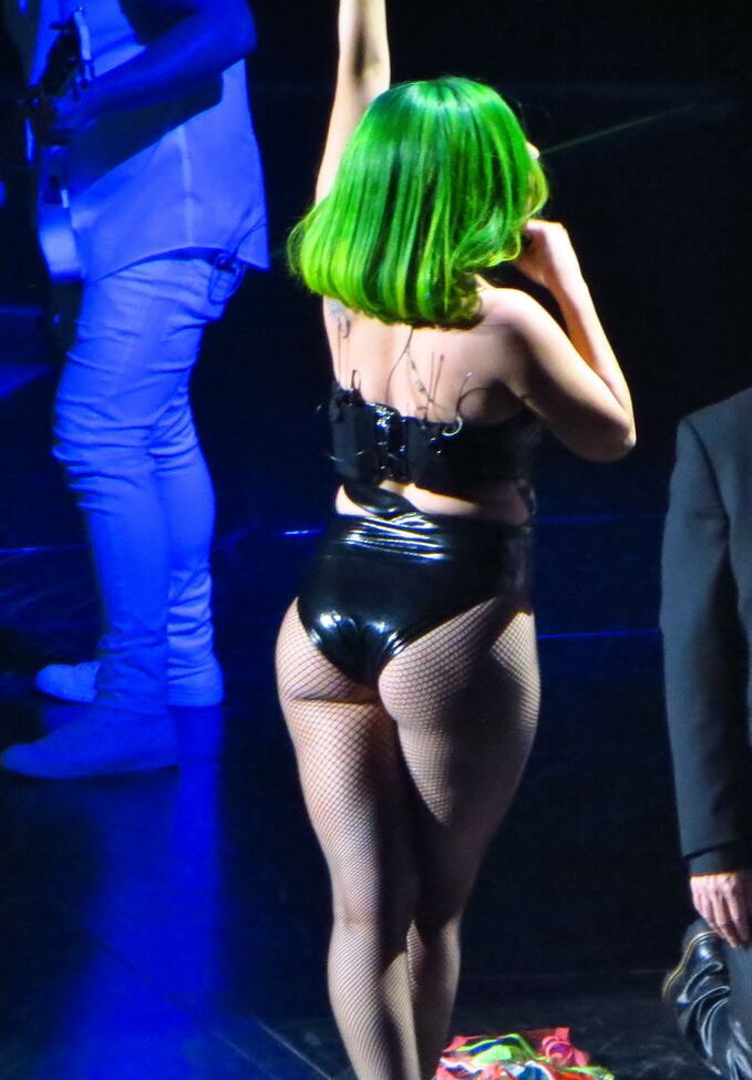Lady Gaga nuda #108001261