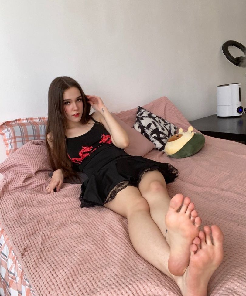 Lazypurpleleaf desnuda #109236349