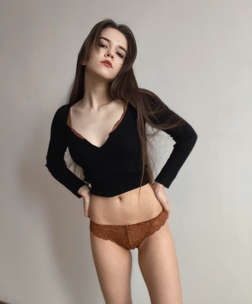 Lazypurpleleaf desnuda #109236411