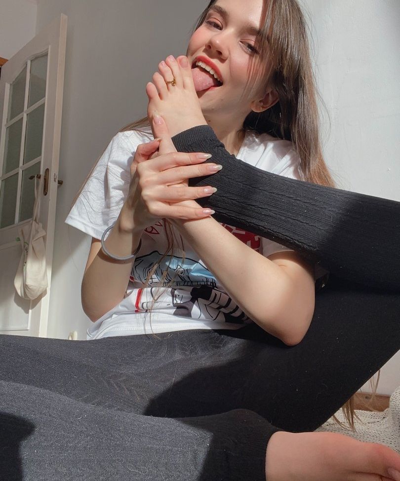 Lazypurpleleaf desnuda #109236713