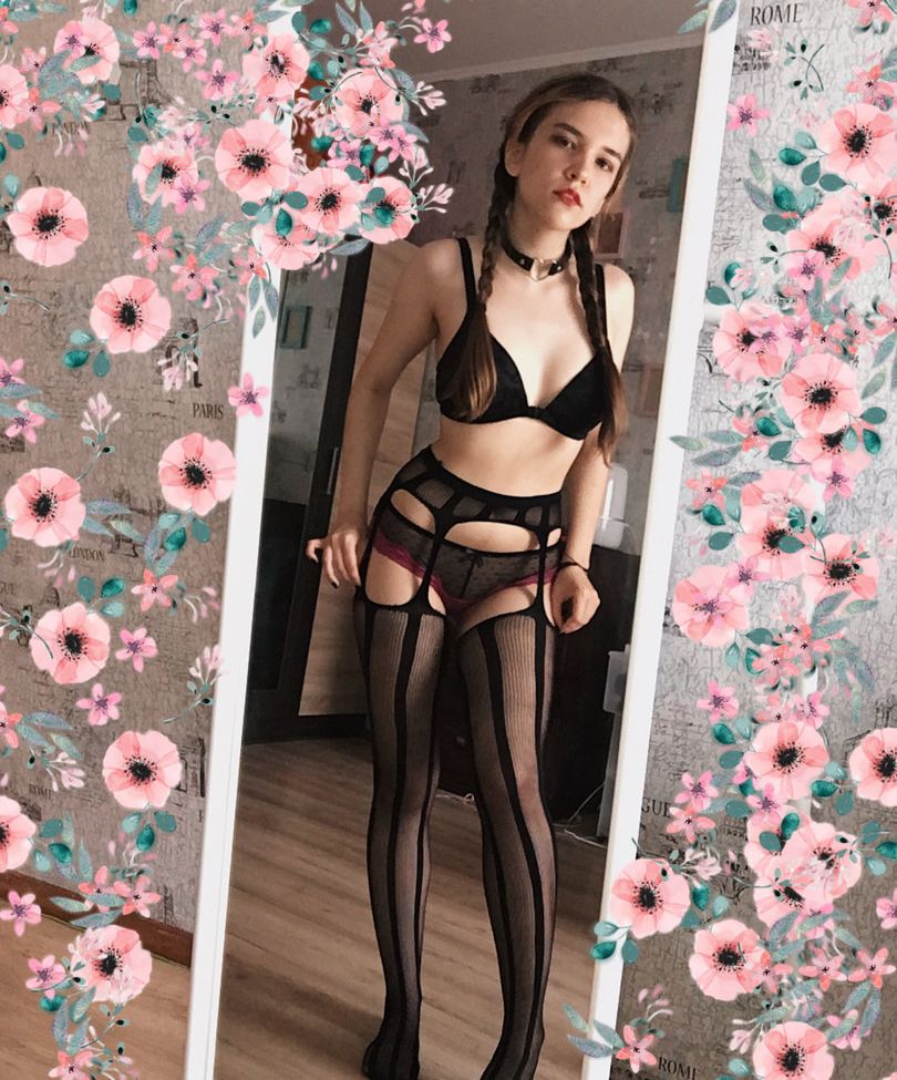 Lazypurpleleaf desnuda #109237059