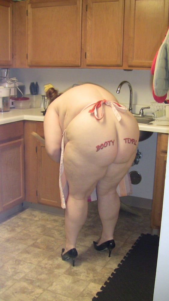 Hoodyman SSBBW 329 . Fat pig slave Kate . #94010294