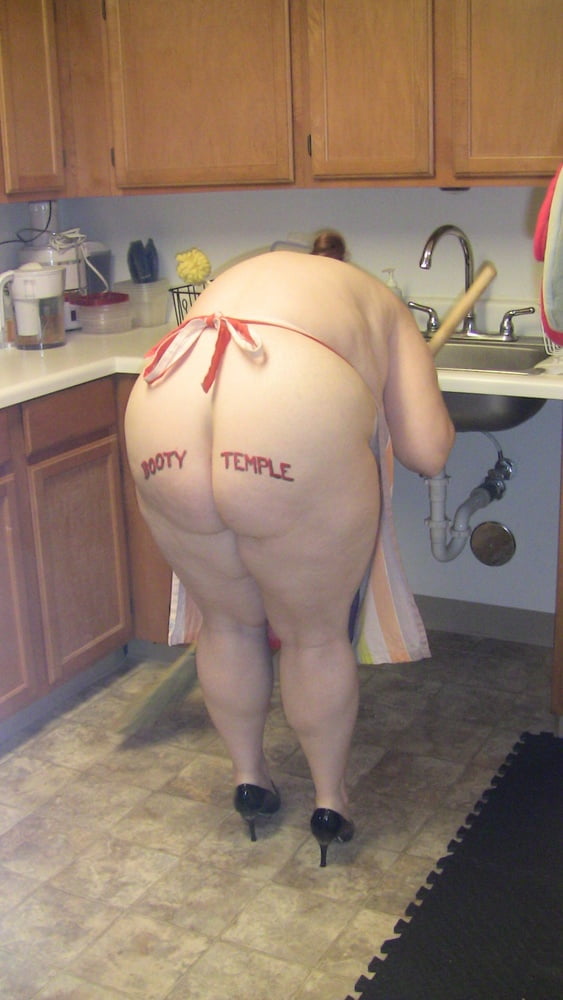 Hoodyman SSBBW 329 . Fat pig slave Kate . #94010564