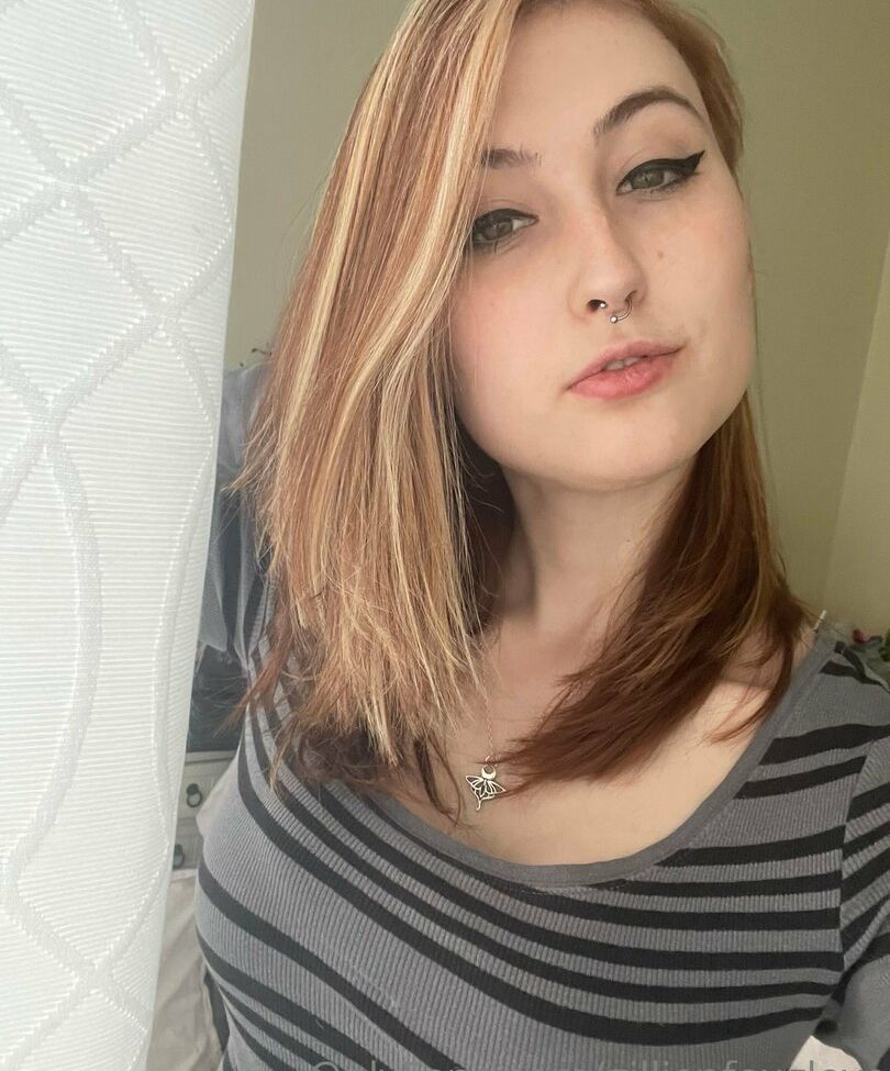 Gillian Foxglove desnuda #108223033