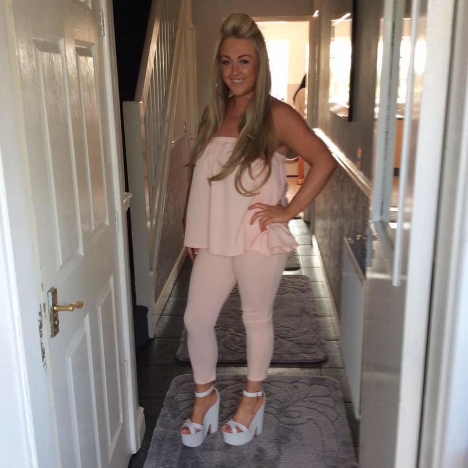 Dumme chav Schlampen- ashley f
 #103478240