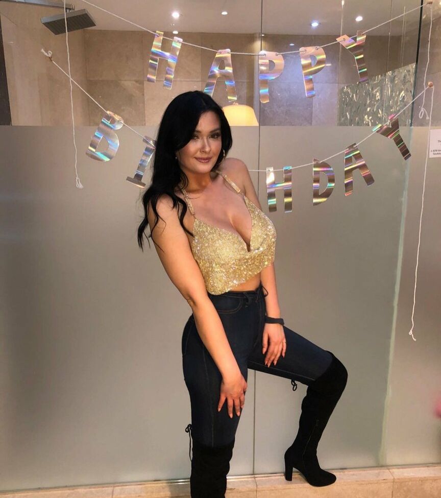 Michelleyroo desnuda #109042916