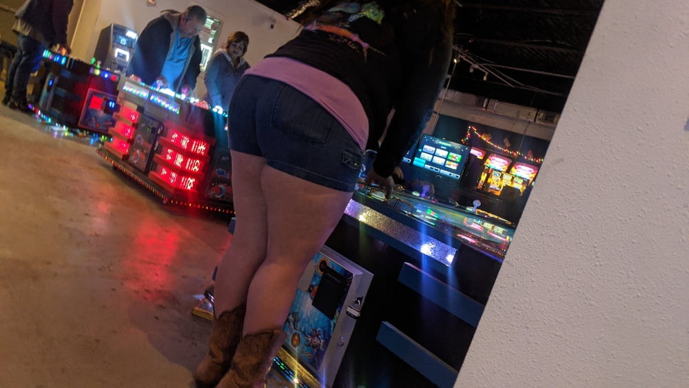 Big booty big legs Slut #102558387