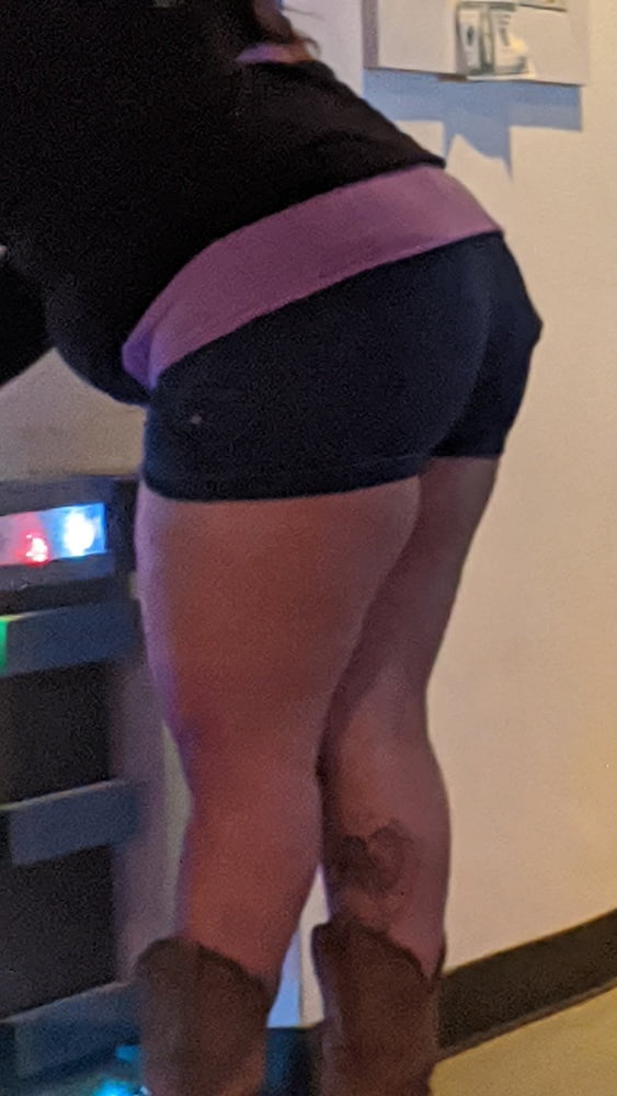 Big booty big legs Slut #102558412