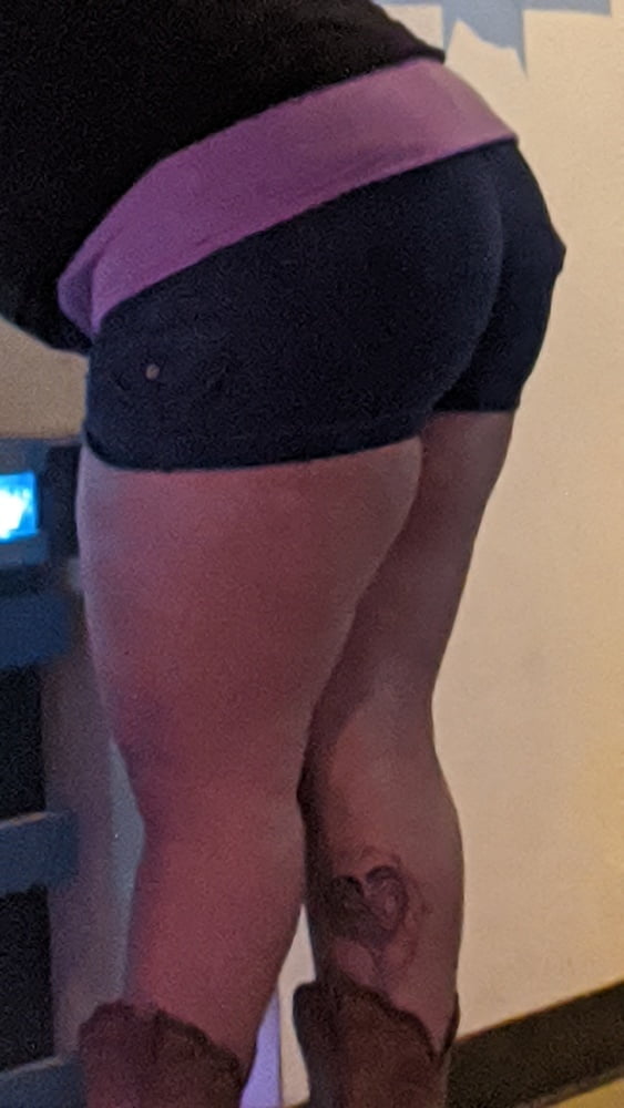 Big booty big legs Slut #102558418