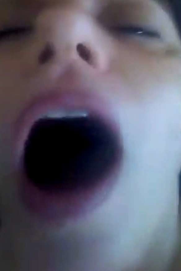 Mariella sexo oral de ricco 2
 #87856209