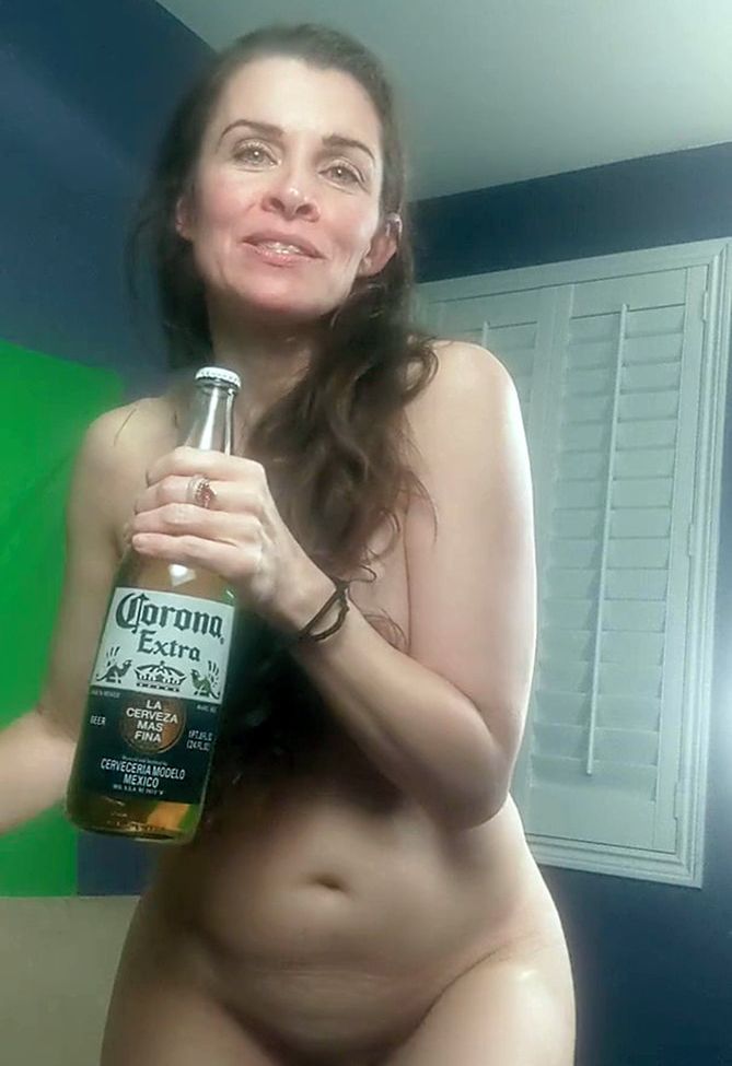 Alicia Arden desnuda #108394205