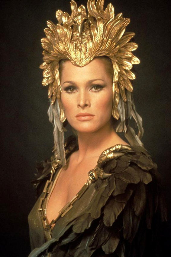 Ursula andress
 #101740020