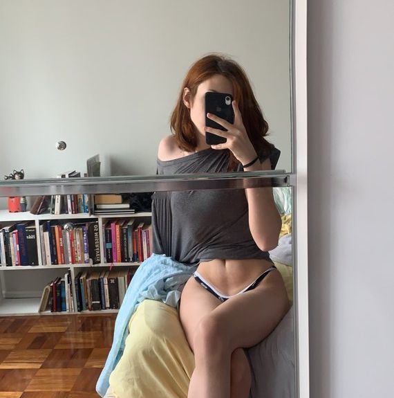 Mandyeou desnuda #109866303