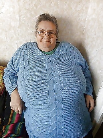 Granny Cleavage for boys #99057090