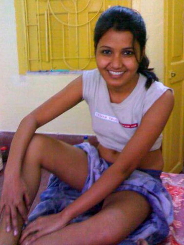 Chica de Sri Lanka
 #95148201