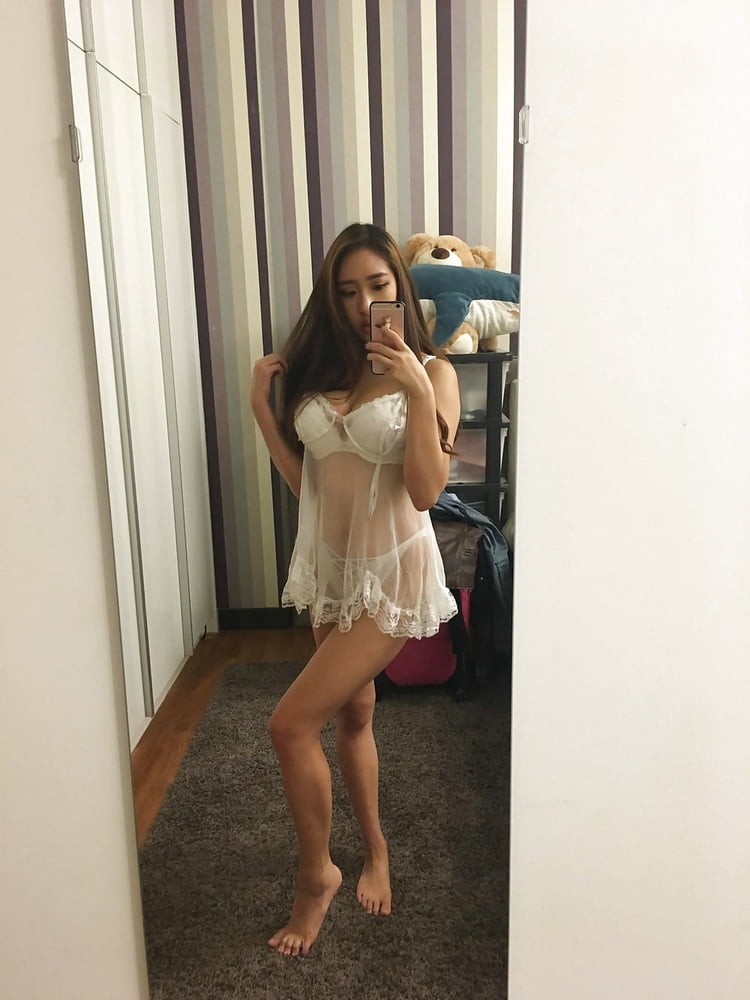 Chica asiática
 #103155483